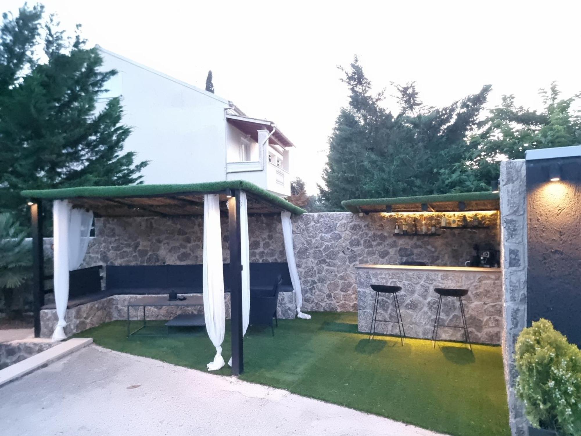Luxvilla Agioi Deka  エクステリア 写真
